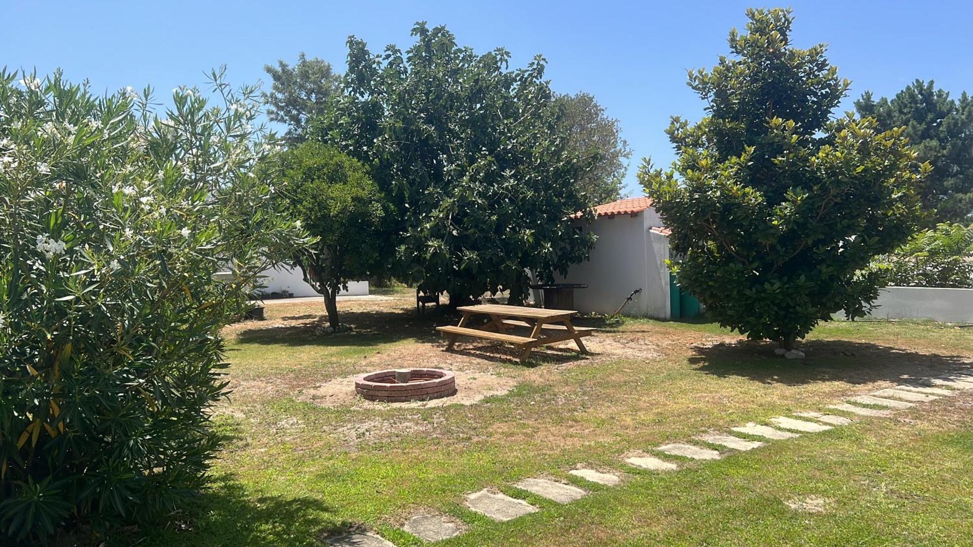Na Quinta- Alojamento Rural Com Piscina De Agua Salgada Poceirao Exteriör bild